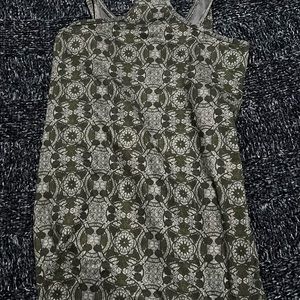 Lululemon Racerback Tank Top; Size 8